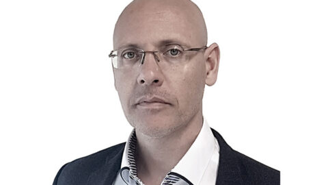 Peter-Elger-1